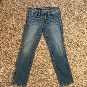 American Eagle skinny jeans circa 2010s size 6 short